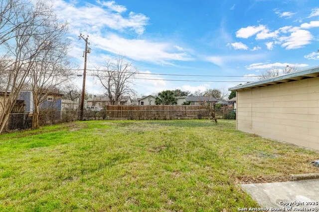 618 Santa Monica San Antonio, TX 78212