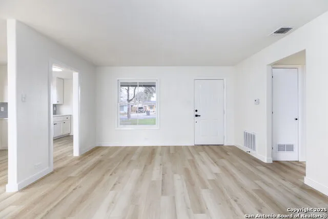 618 Santa Monica San Antonio, TX 78212