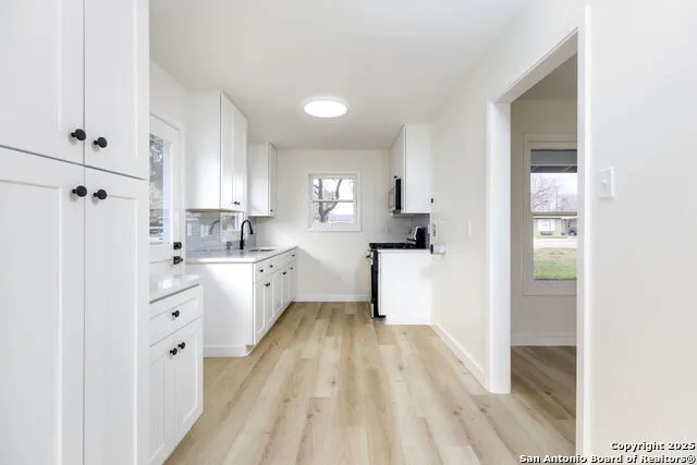 618 Santa Monica San Antonio, TX 78212