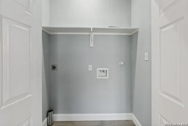 406 Gulf San Antonio, TX 78202