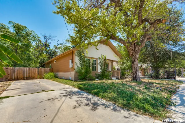 406 Gulf San Antonio, TX 78202