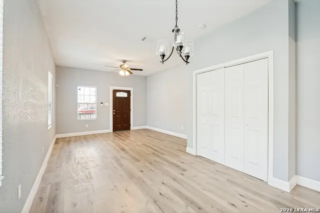 406 Gulf San Antonio, TX 78202