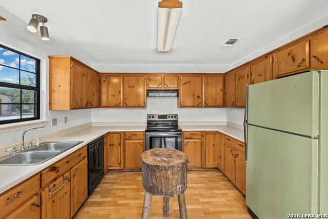 1129 BANDERA BLVD Bandera, TX 78003