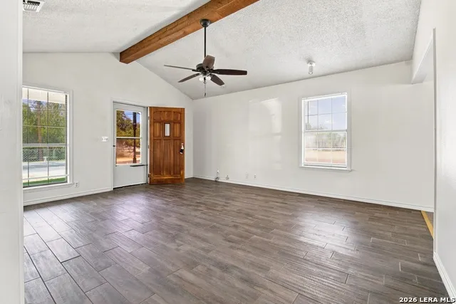 216 Tom Poth, TX 78147