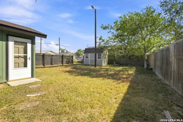 216 Tom Poth, TX 78147