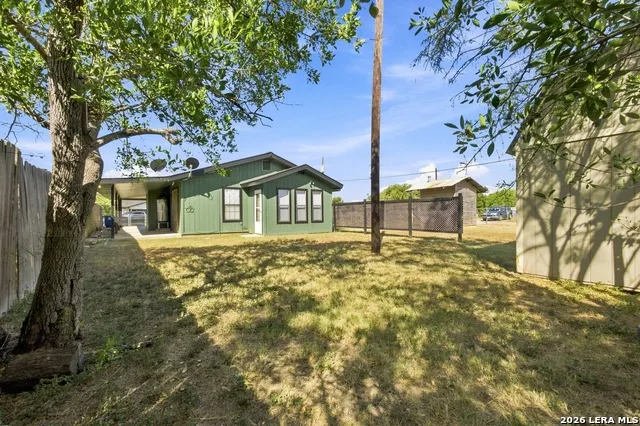 216 Tom Poth, TX 78147