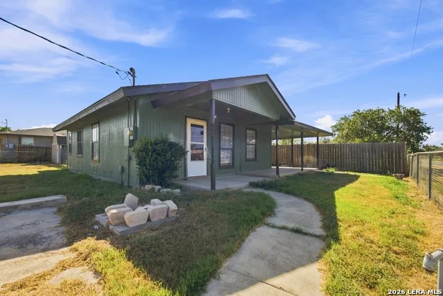 216 Tom Poth, TX 78147