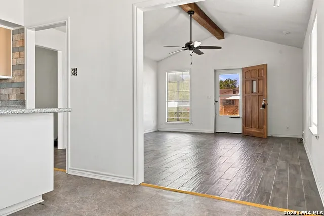 216 Tom Poth, TX 78147