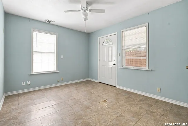 216 Tom Poth, TX 78147