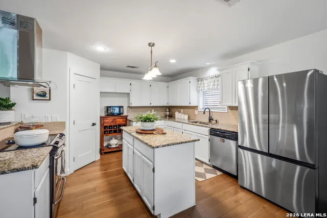 104 Bosque Seguin, TX 78155