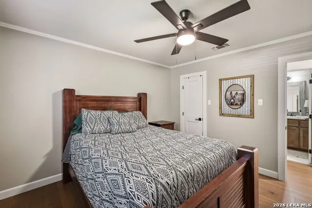 104 Bosque Seguin, TX 78155