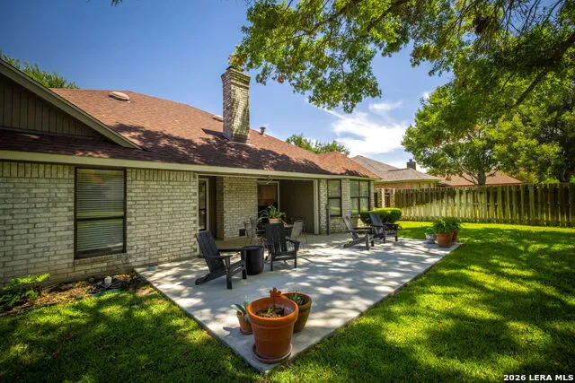 104 Bosque Seguin, TX 78155