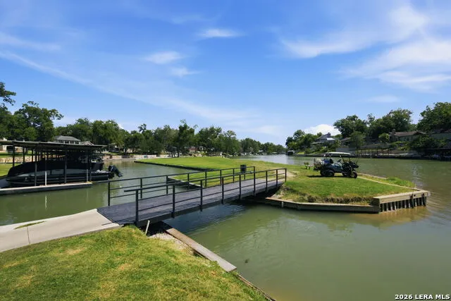104 Bosque Seguin, TX 78155
