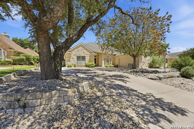 1832 Mountain Laurel Kerrville, TX 78028