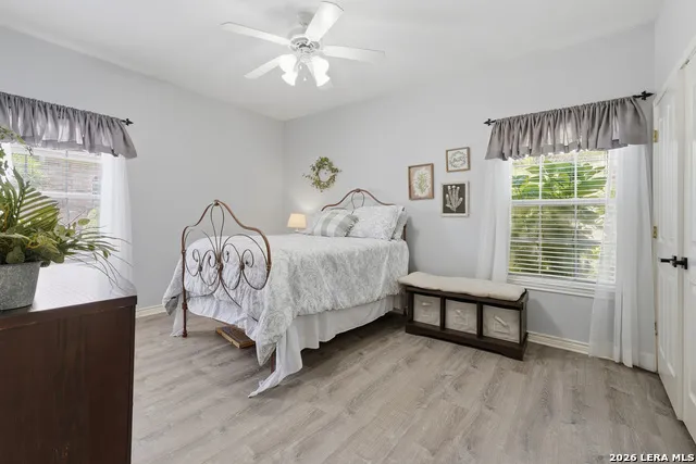 1832 Mountain Laurel Kerrville, TX 78028