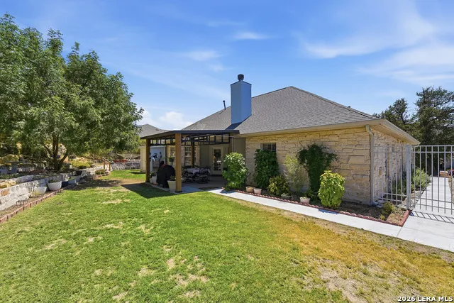 1832 Mountain Laurel Kerrville, TX 78028