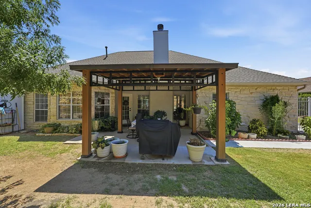 1832 Mountain Laurel Kerrville, TX 78028