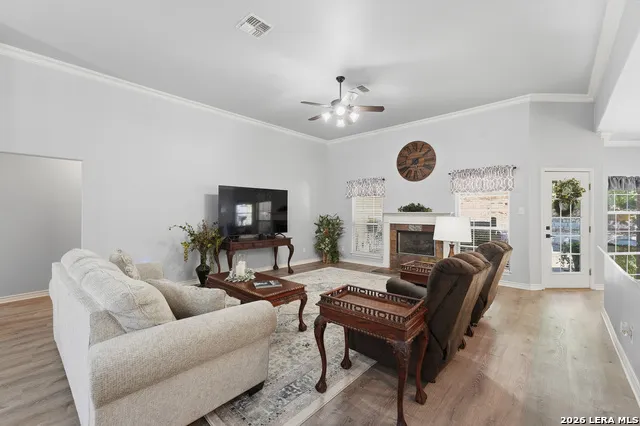 1832 Mountain Laurel Kerrville, TX 78028