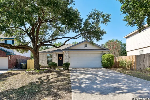 9022 Meadow Spgs Universal City, TX 78148