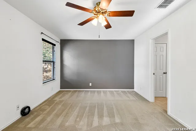 9022 Meadow Spgs Universal City, TX 78148
