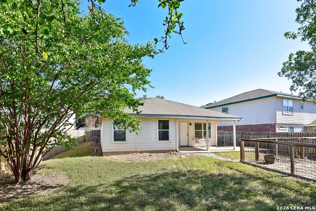 9022 Meadow Spgs Universal City, TX 78148