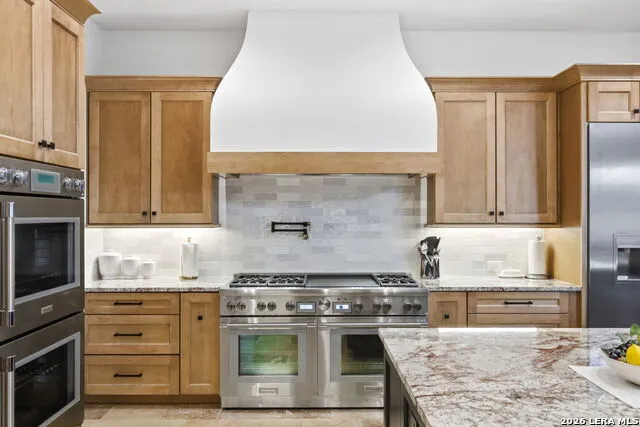 179 HORSESHOE BND Boerne, TX 78006