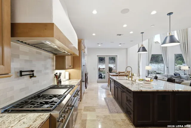 179 HORSESHOE BND Boerne, TX 78006