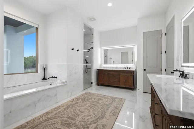 179 HORSESHOE BND Boerne, TX 78006