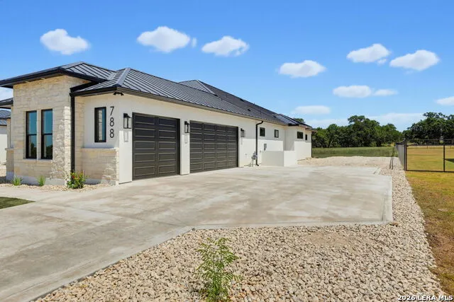 788 ANNABELLE AVE Bulverde, TX 78163