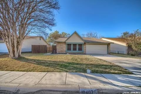 10407 COUNTRY BLF