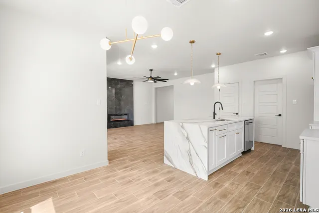 169 Pine Valley Dr La Vernia, TX 78121