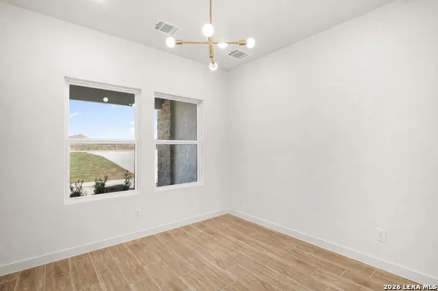169 Pine Valley Dr La Vernia, TX 78121