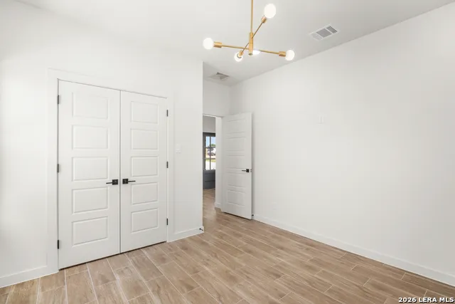 169 Pine Valley Dr La Vernia, TX 78121