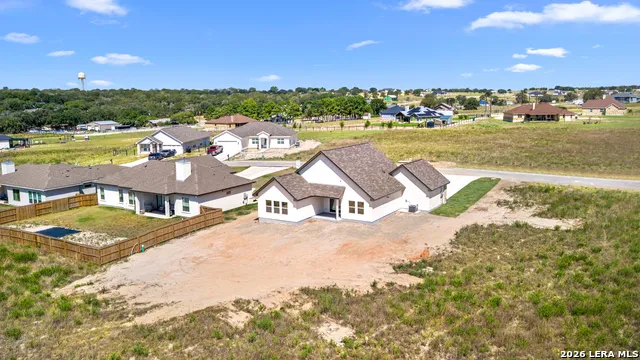169 Pine Valley Dr La Vernia, TX 78121