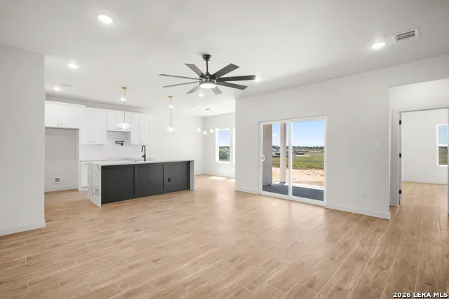 169 Pine Valley Dr La Vernia, TX 78121