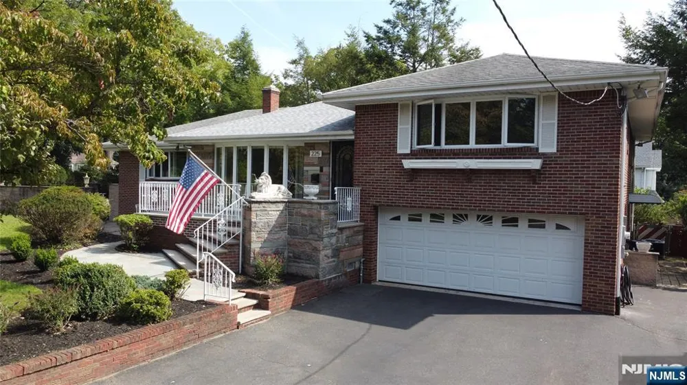225 Somerset Road Norwood, NJ 07648