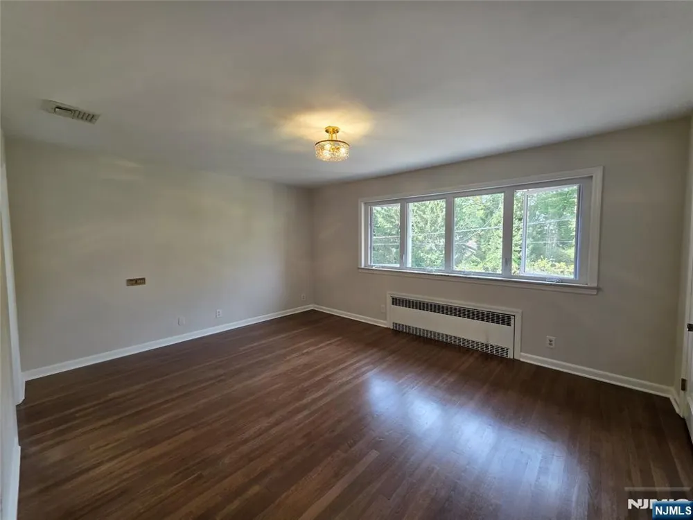 225 Somerset Road Norwood, NJ 07648
