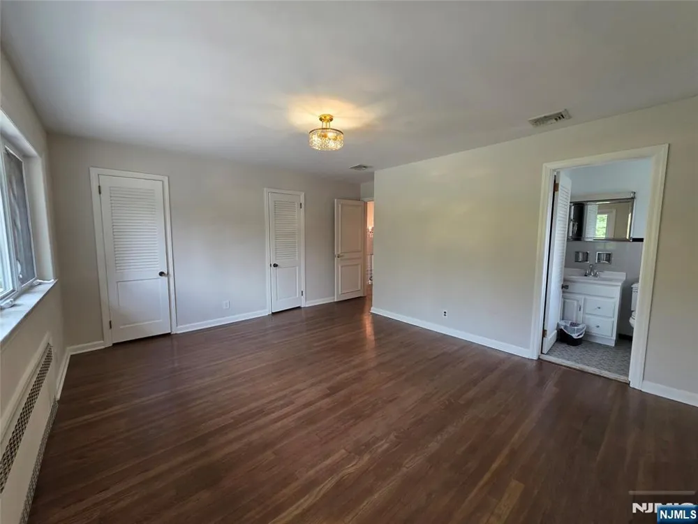 225 Somerset Road Norwood, NJ 07648