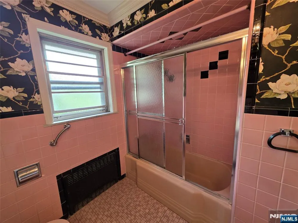 225 Somerset Road Norwood, NJ 07648