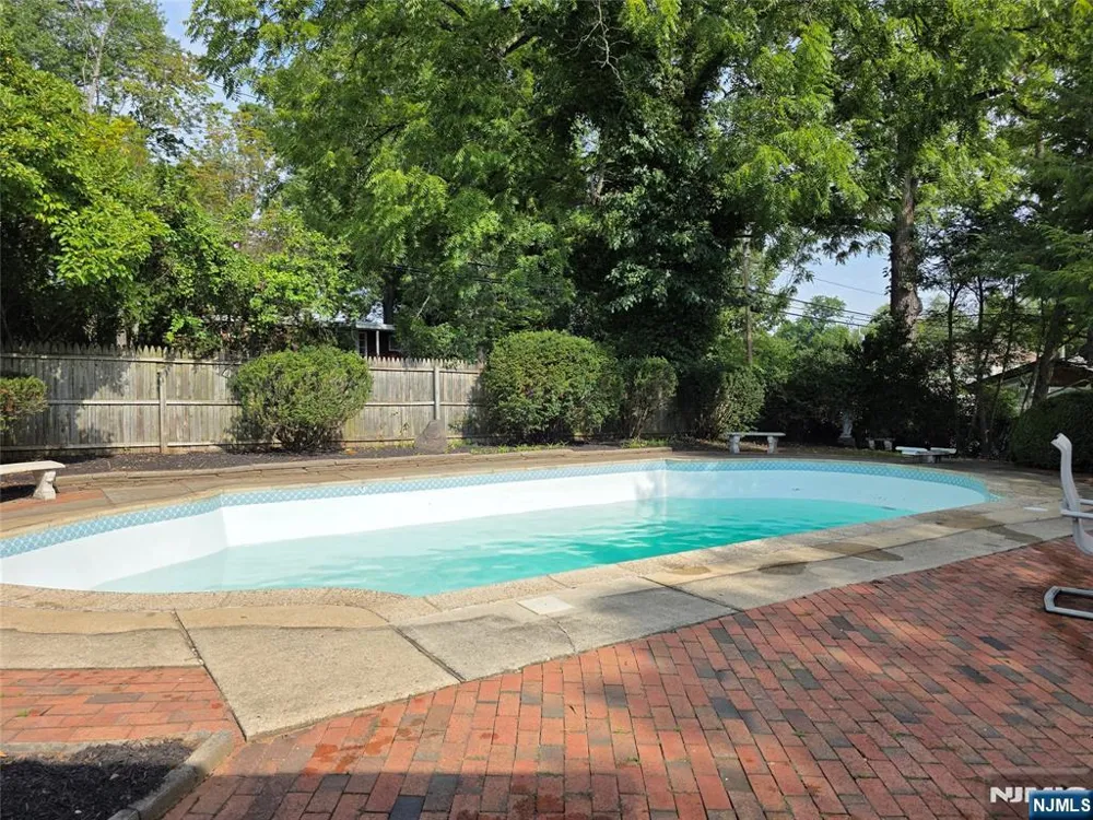 225 Somerset Road Norwood, NJ 07648