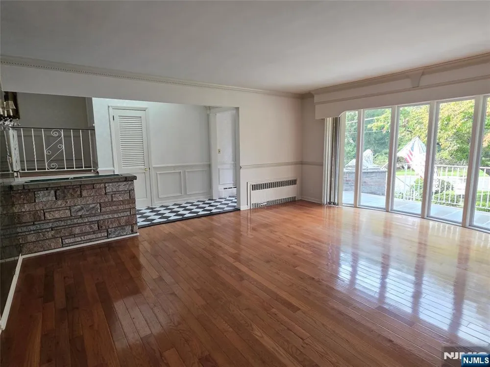 225 Somerset Road Norwood, NJ 07648
