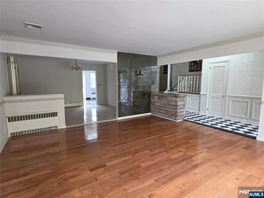 225 Somerset Road Norwood, NJ 07648