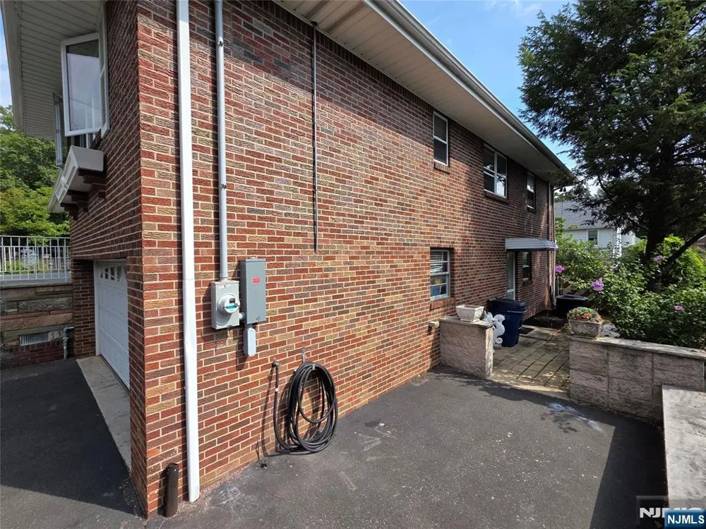 225 Somerset Road Norwood, NJ 07648