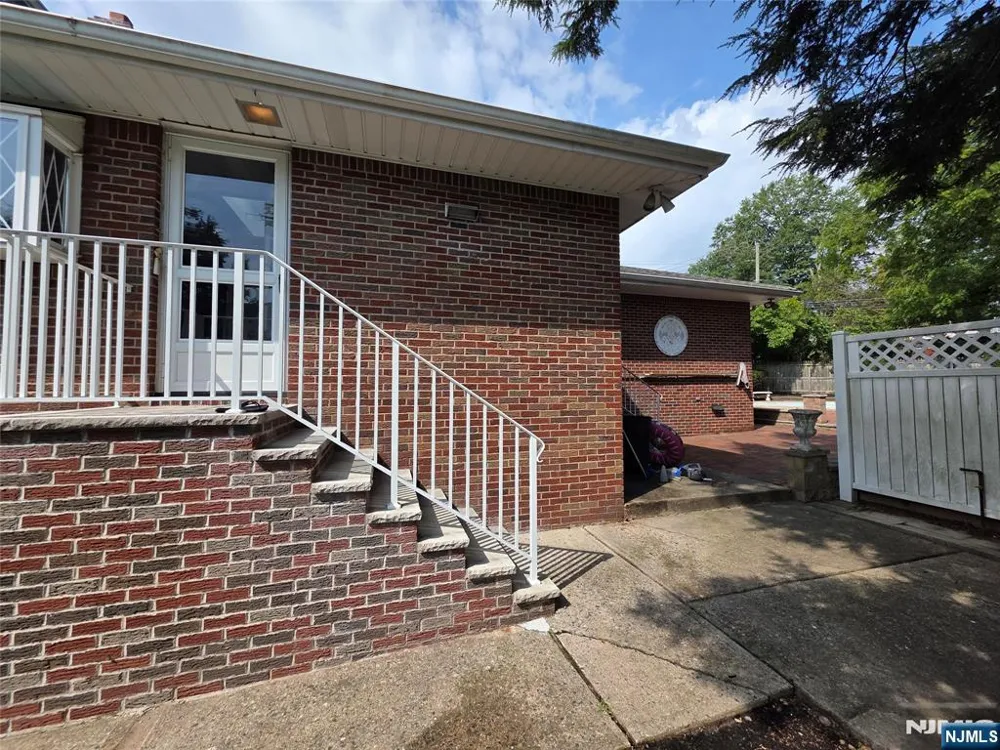 225 Somerset Road Norwood, NJ 07648