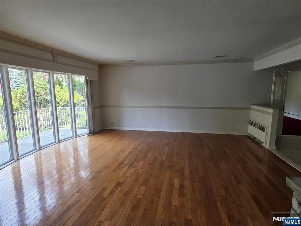 225 Somerset Road Norwood, NJ 07648