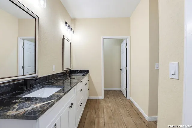 48 Grey Fox Poteet, TX 78065