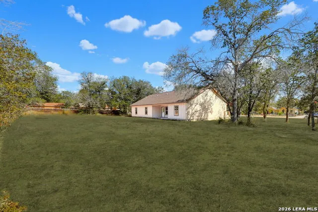 48 Grey Fox Poteet, TX 78065