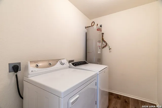 3304 Whisper Blf Schertz, TX 78108