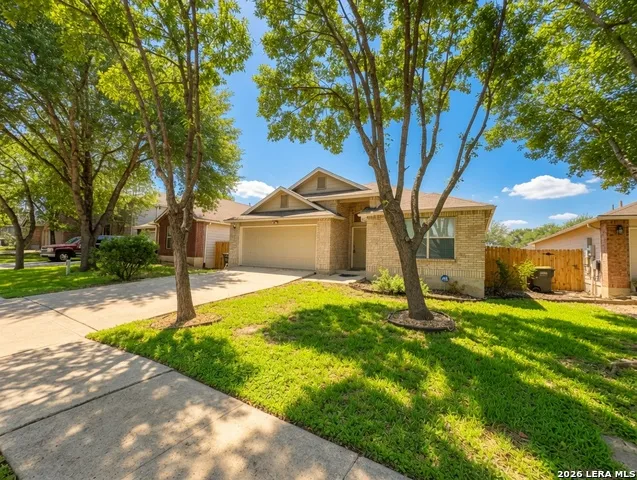 3304 Whisper Blf Schertz, TX 78108