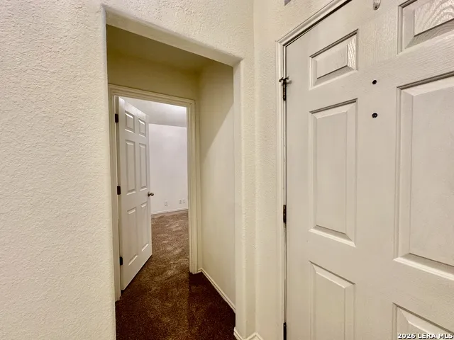 3304 Whisper Blf Schertz, TX 78108